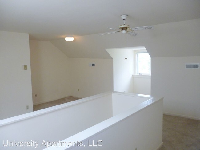 Building Photo - 1109 Wertland St