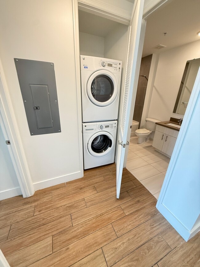 Photo - 2164 NE 167th St Apartment