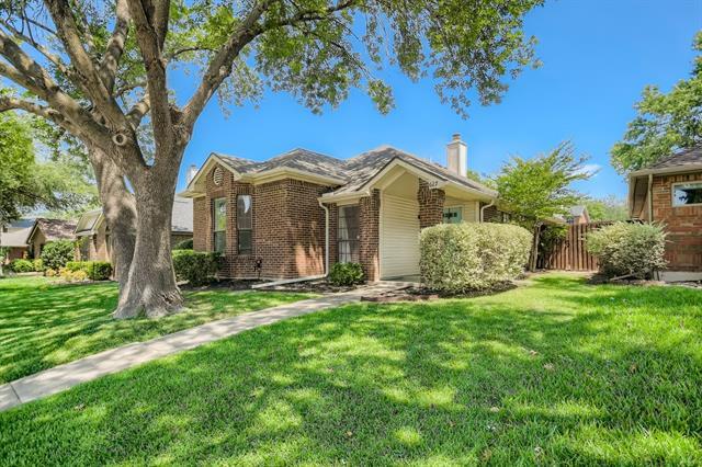 Foto del edificio - 627 Meadowbrook St