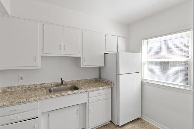 Interior Photo - Pointe Garden Apartments