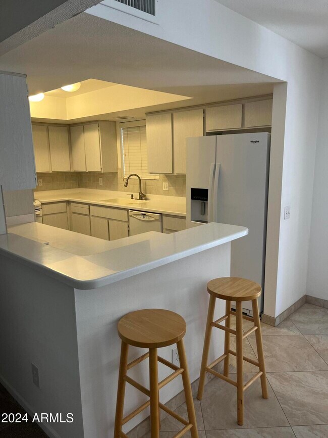 Foto del edificio - 26014 S Howard Dr