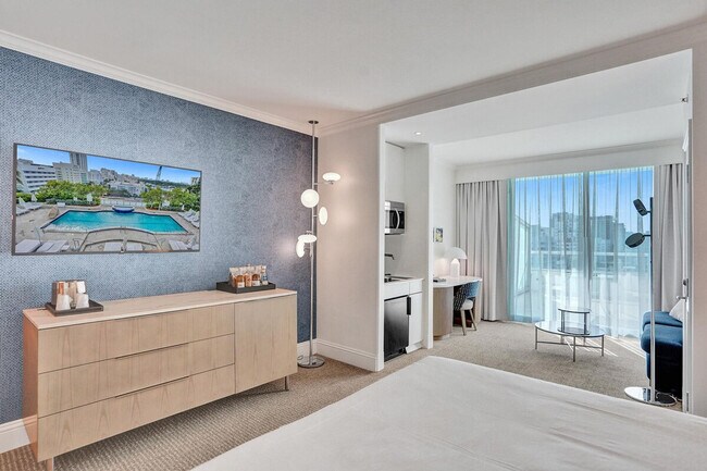 Foto del edificio - 4441 Collins Ave