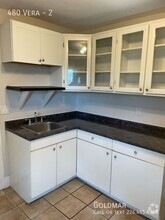 Building Photo - 480 Vera