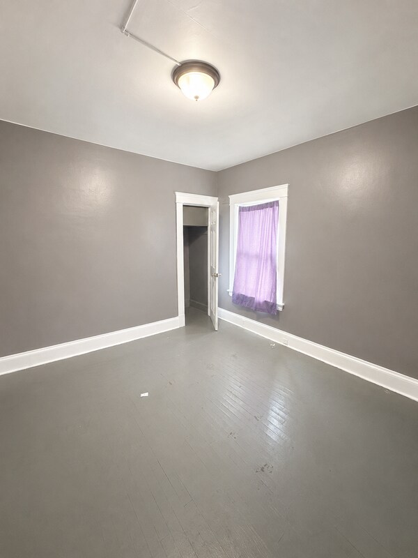 Foto del edificio - 12602 Locke Ave