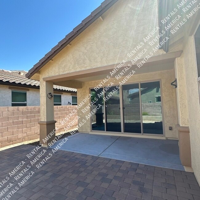 Building Photo - 276 E Coconino Dr