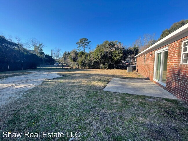 Building Photo - 3 br, 2 bath House - 4917 Rainbow Circle