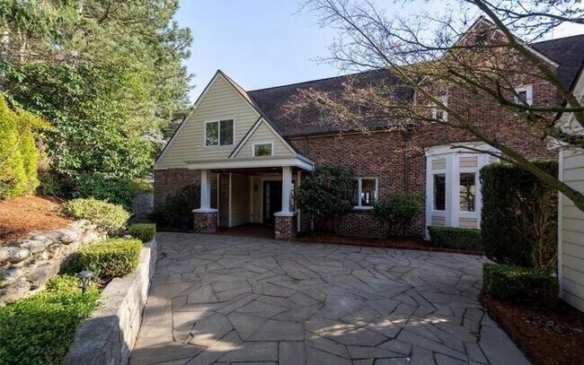 Foto del edificio - 3851 Cliffside Dr