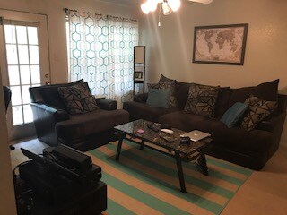 Foto principal - 2832 Mansion Dr
