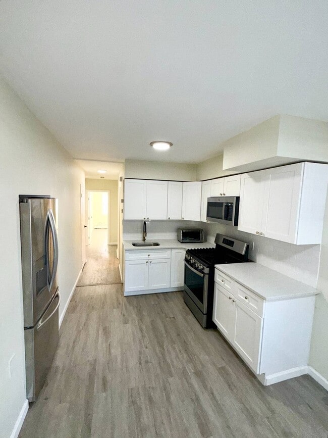 Foto del edificio - 1316 East 100th Street