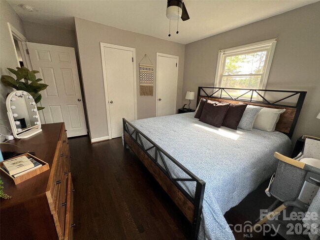 Foto del edificio - 2122 Boxcar Rd