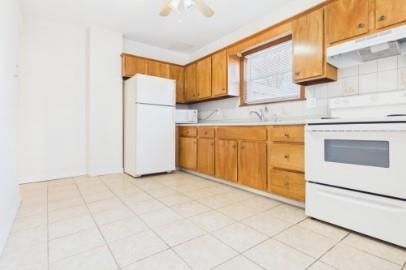 Building Photo - 34 Alice St