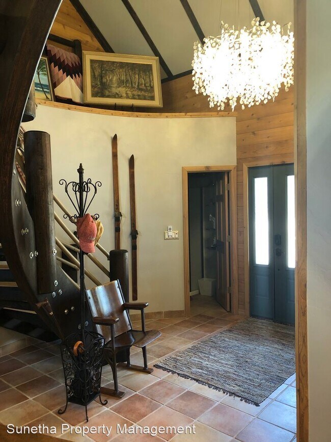 Building Photo - 3 br, 3 bath House - 125 Teakwood Drive