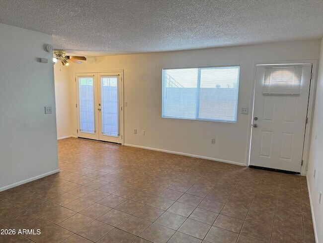 Foto del edificio - 860 E Brown Rd