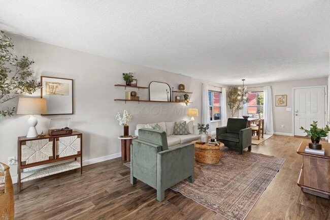 Building Photo - 484 Linwood Ave