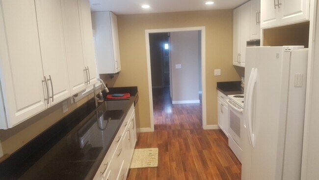 Foto del edificio - 1291 Creswell Dr