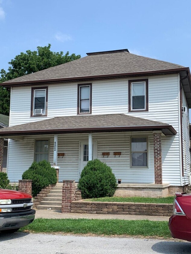 202 W Pike Street 13 Apartment for Rent in Crawfordsville, IN