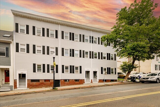 Building Photo - 377 Bunker Hill St