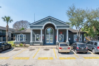 Building Photo - 2929 Dunvale Apartments On Westheimer