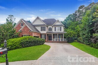 Building Photo - 2090 Misty Oaks Dr
