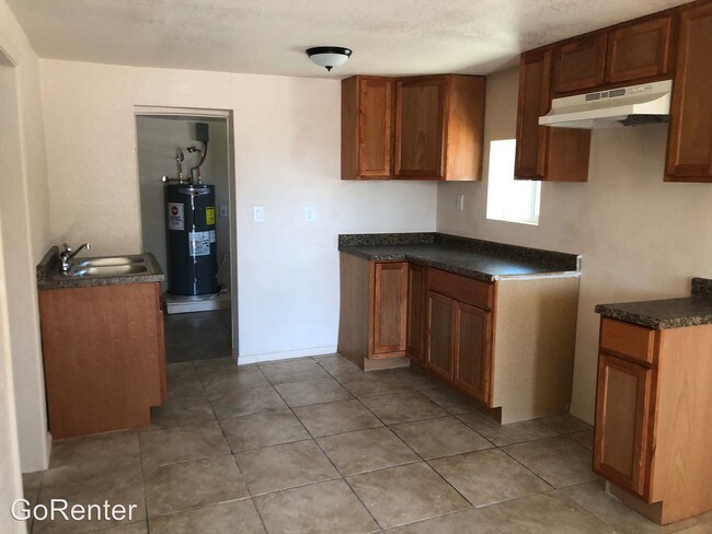 Foto del edificio - 1 br, 1 bath House - 1410 S. 24th Avenue #B