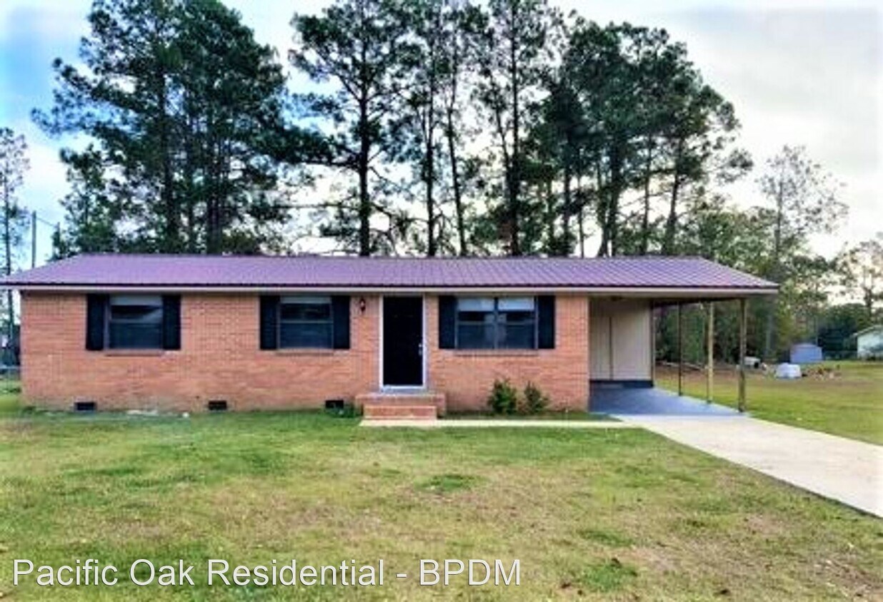 3 br, 1 bath House 105 Christina Dr House Rental in Sylvester, GA