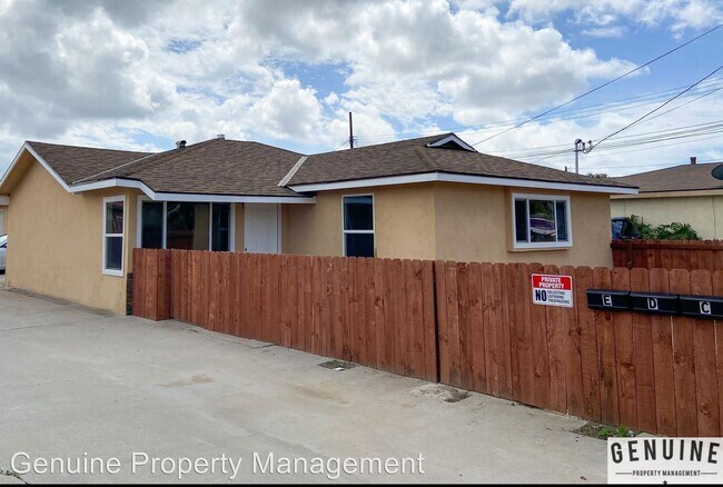 Foto del edificio - 2180 Placentia Ave