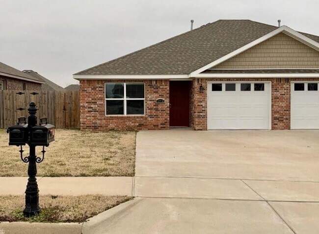 Foto del edificio - 607 W Weymouth