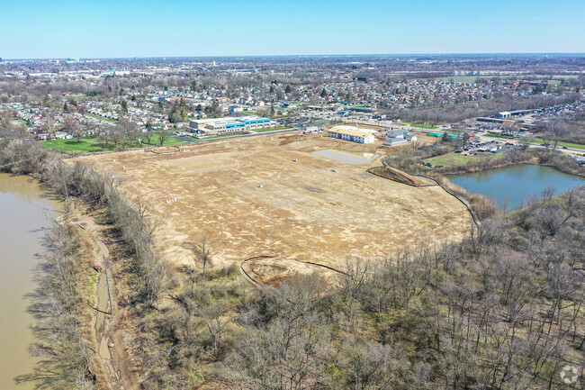 Aerial Photo - Windmiller Pointe