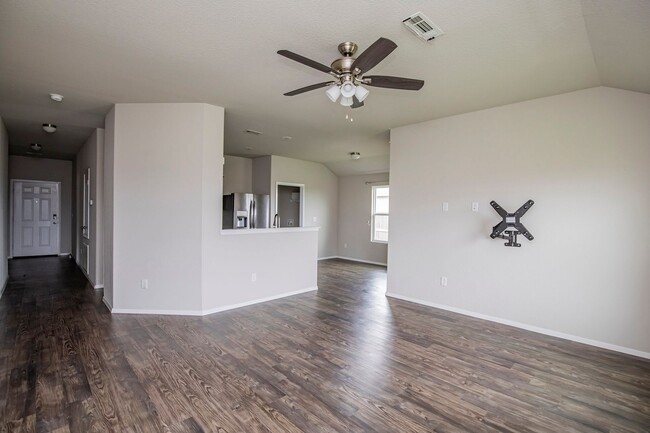 Building Photo - 713 NW 67th Ave