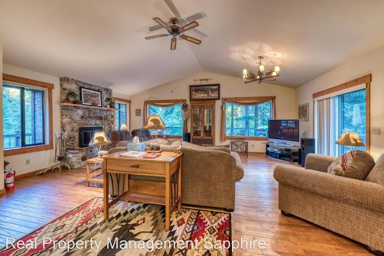 Primary Photo - 3 br, 3 bath House - 7070 Nez Perce Rd.