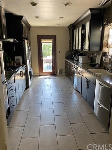 Building Photo - 1610 Emerald Cove Way