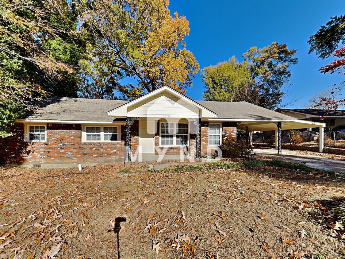 Primary Photo - 1920 Goodhaven Dr