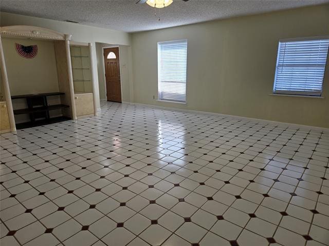 Foto del edificio - 4305 Hanover Dr