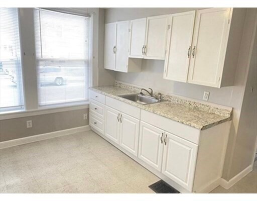 Foto principal - 385 Chatham St