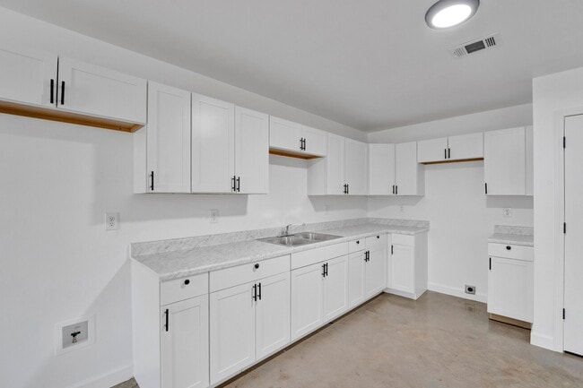 Photo - 1125 Rayner St House