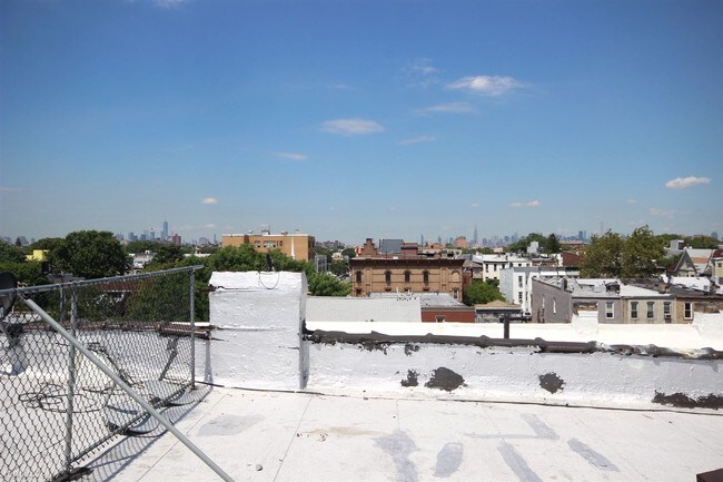Building Photo - 647 Central Ave