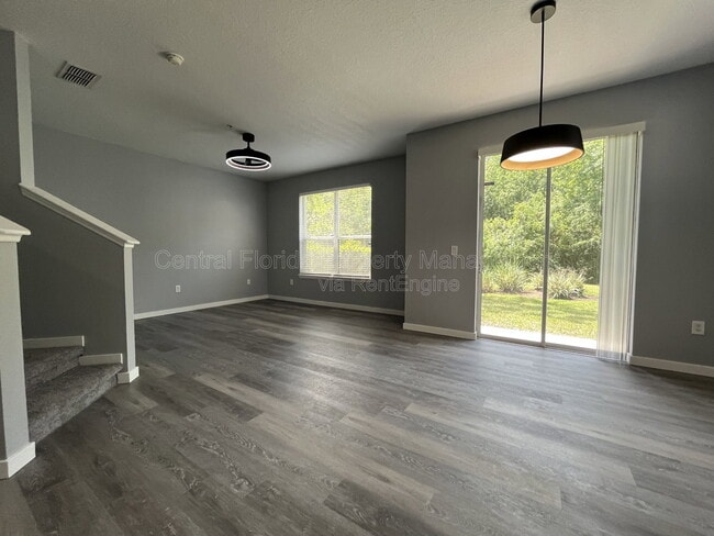 Building Photo - 6682 S Goldenrod Rd