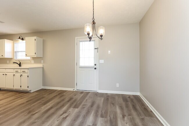 Building Photo - 1714 Locerbie Dr