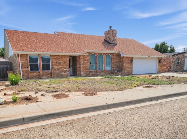 Building Photo - 109 Rosewood Dr