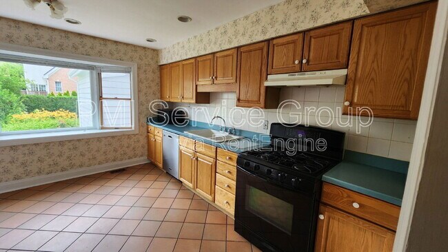 Foto del edificio - 450 E North St