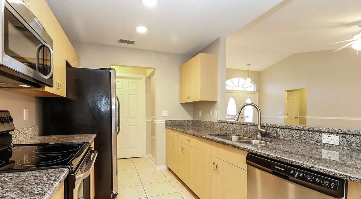 712 Fair Oaks Ln, Jacksonville, FL 32259 House for Rent in