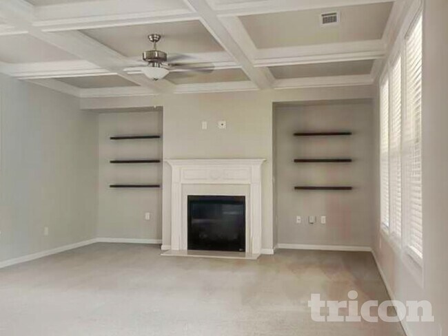 Foto del edificio - 208 Evergreen Way