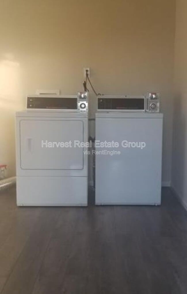 Photo - 2331 Sacramento St Townhome