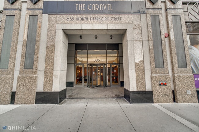 Building Photo - 635 N Dearborn St