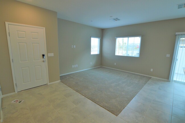 Building Photo - Brand New 3 bedroom townhome