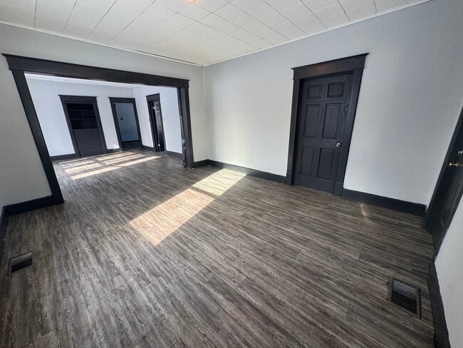 Foto del edificio - 610 Plum St