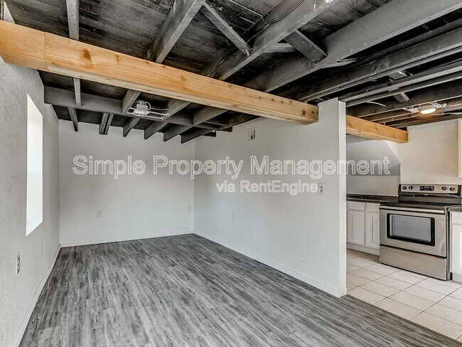 Foto del edificio - 2345 NW 10th St
