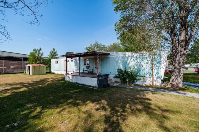 Building Photo - 1452 Huckleberry St