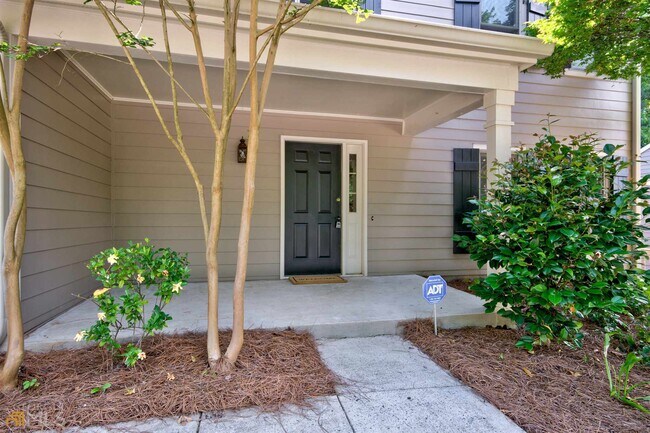 Building Photo - 10440 Virginia Pine Ln