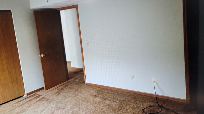 Building Photo - 132 Lauren circle apt C